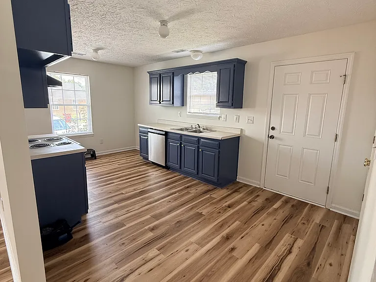 1034 Pinoak Dr #1032 — Photo 6