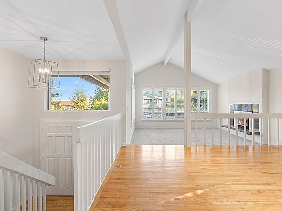 4th image of 8806 NE 127th Pl