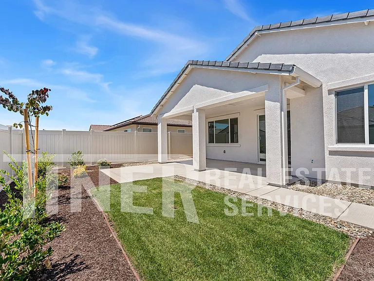 3062 Pansona St — Photo 4