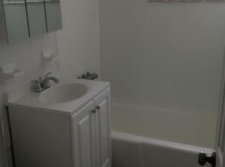 572 Stuyvesant Ave APT 13, Irvington, NJ 07111