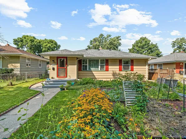 5051 Thomas Ave N, Minneapolis, MN 55430