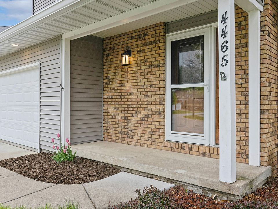 4465 Aspen Hills Cir, Bettendorf, IA 52722 Zillow
