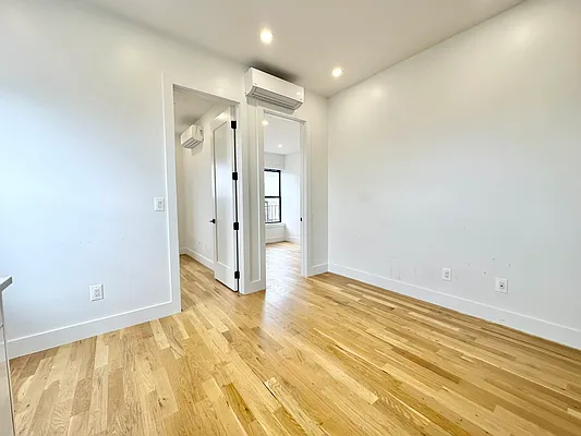 Rented by Camelot Realty Group | media 3