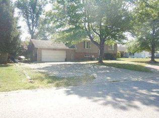 209 Glenwood Dr, Vincennes, IN 47591