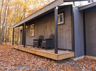 156 Murphy Cir, Bushkill, PA 18324