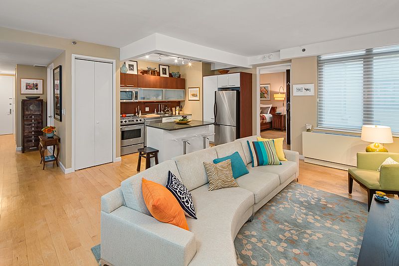 1st image of 224 W 18th St APT 3D
