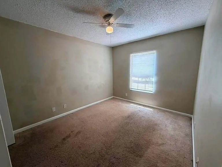 6892 Mill Brook Pl — Photo 8