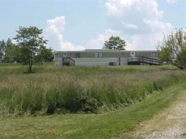  E Curby Road, Leavenworth, IN 47137