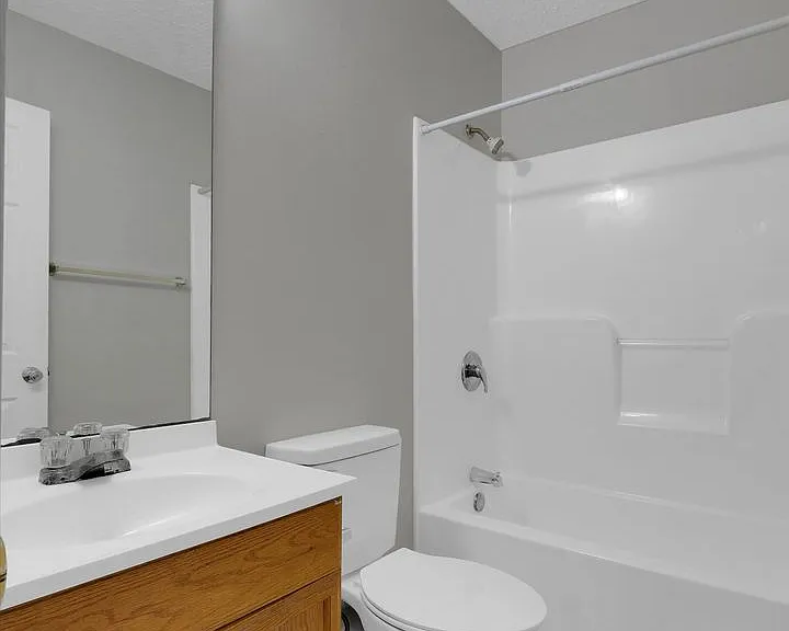 Jacobs Landing Apartments — Photo 50