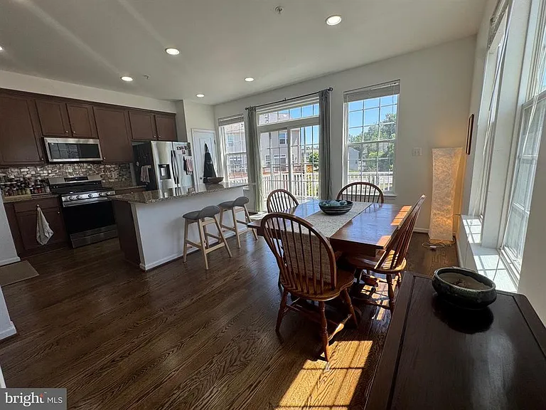 43561 Marguerite Way — Photo 2