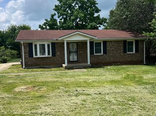 231 Hill St, Bardstown, KY 40004