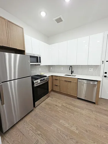 40 Lembeck Ave Photo 1