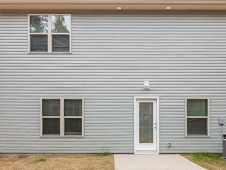 208 Neal Dr — Photo 17