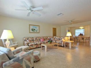 1015 SW 16th St, Boynton Beach, FL 33426