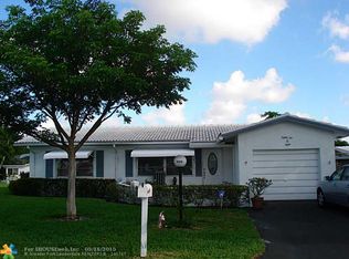 8208 NW 15th St, Plantation, FL 33322