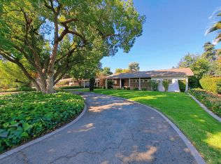 942 S Park Circle Dr, Fresno, CA 93727