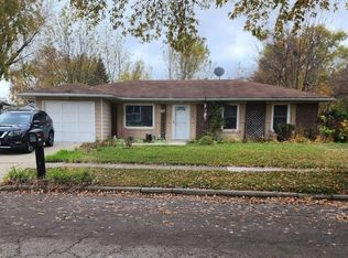 1225 Corley Dr, Elgin, IL 60120