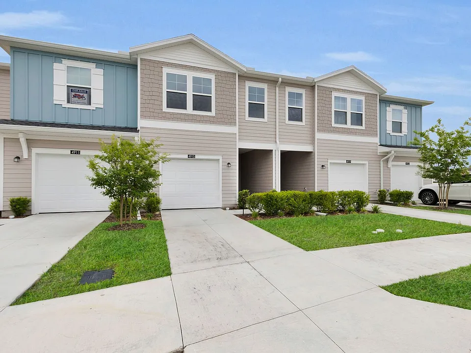 4915 SW 81st Loop
