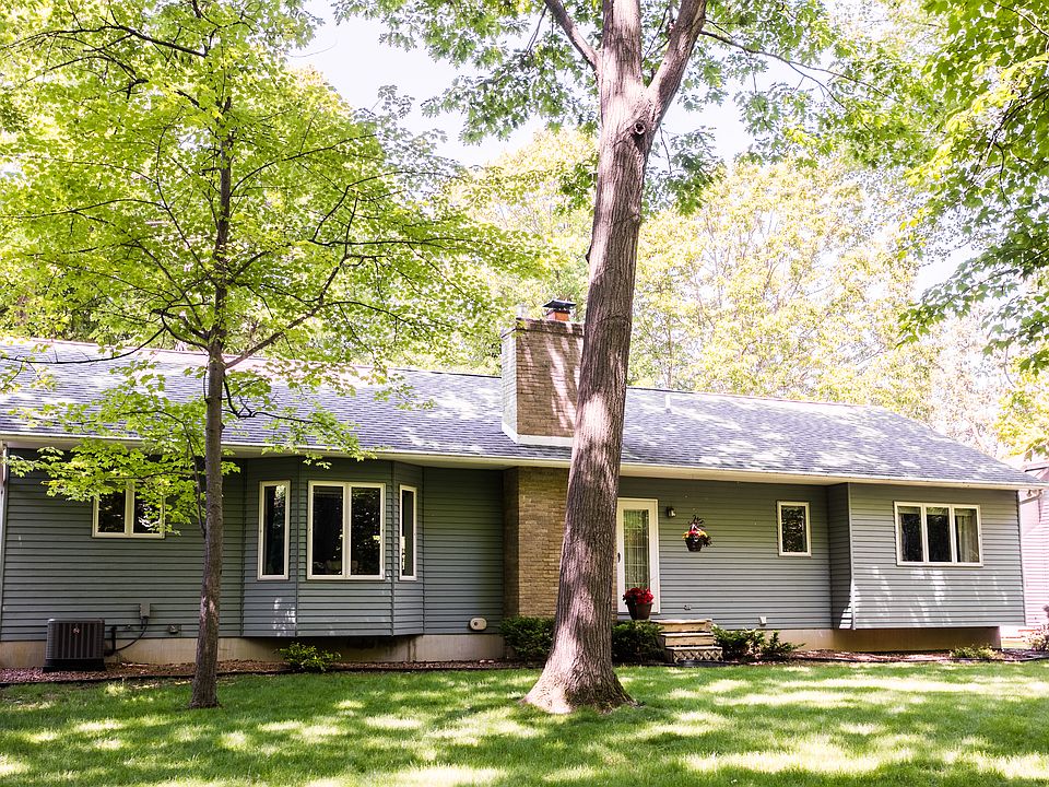 2nd image of 5294 Copley Square Rd