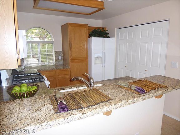 4th image of 3125 N Buffalo Dr Unit 2091