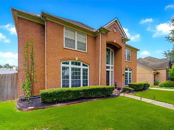 2nd image of 5911 Canyon Brook Ct