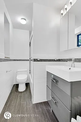 Sold by Cooper & Cooper Real Estate | media 8