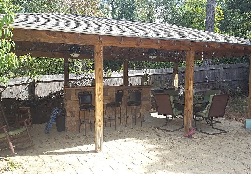 2nd image of 855 Terrace Acres Cir