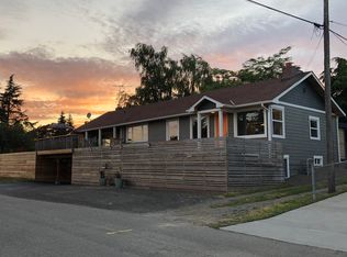 2406 E 9th St, Bremerton, WA 98310