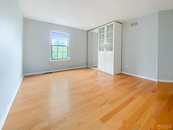 3 Lear Ct — Photo 4