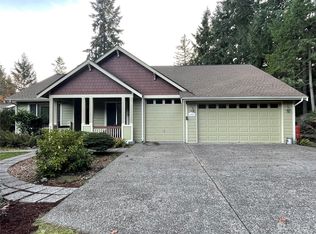 916 Kamus Dr, Fox Island, WA