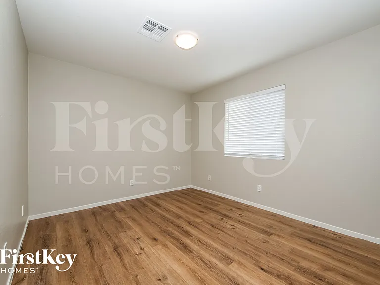 635 Dry Valley Ave — Photo 13
