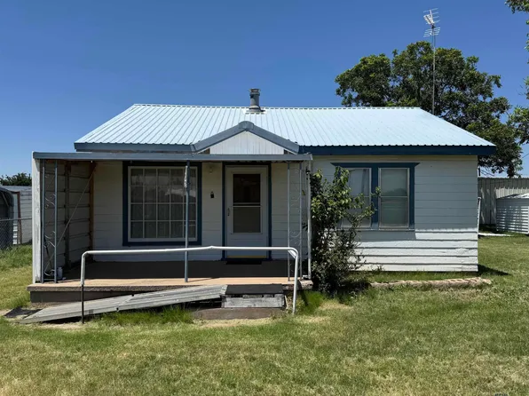 102 Rainbow, Logan, NM 88426