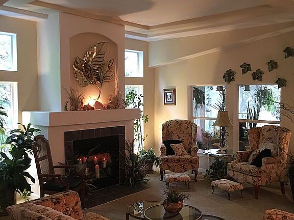Great Room Tray Ceiling 