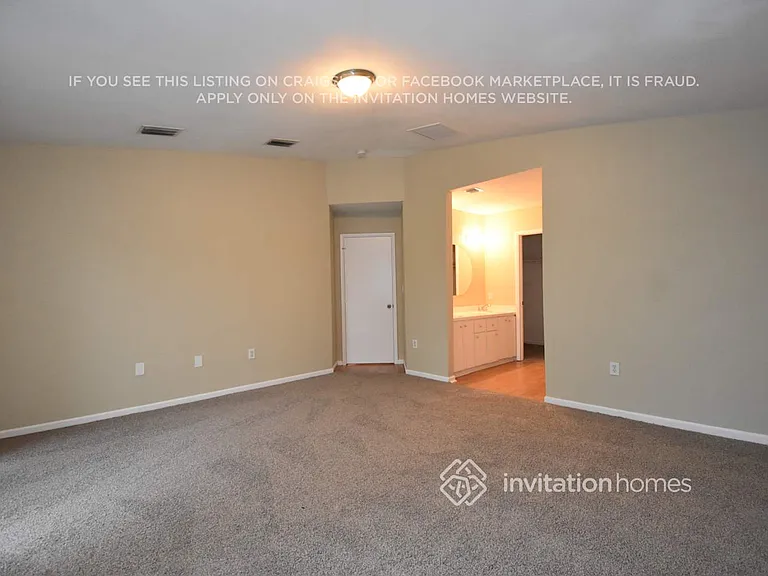 15813 SW 79th St — Photo 12