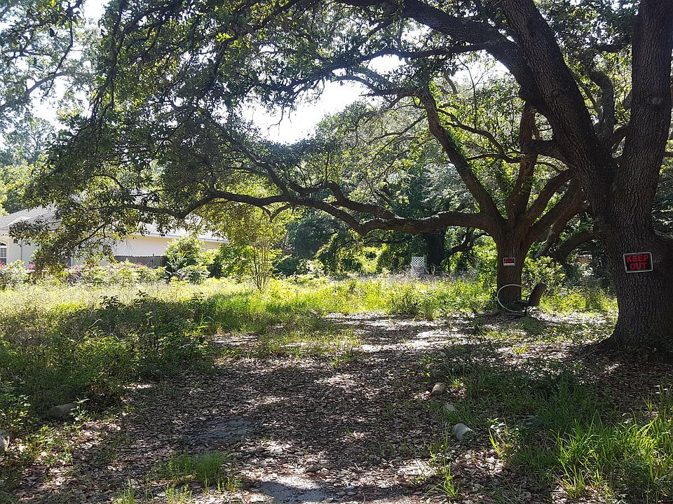 1st image of 1565 Ocean Breeze Ln