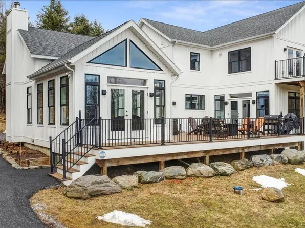 63 Blackberry Lane, Westford, VT 05494