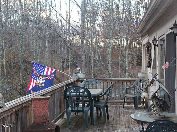 4th image of 12 Timberlane Ct