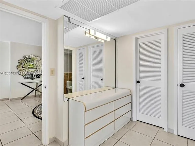 3140 S Ocean Dr #CU-206 — Photo 26