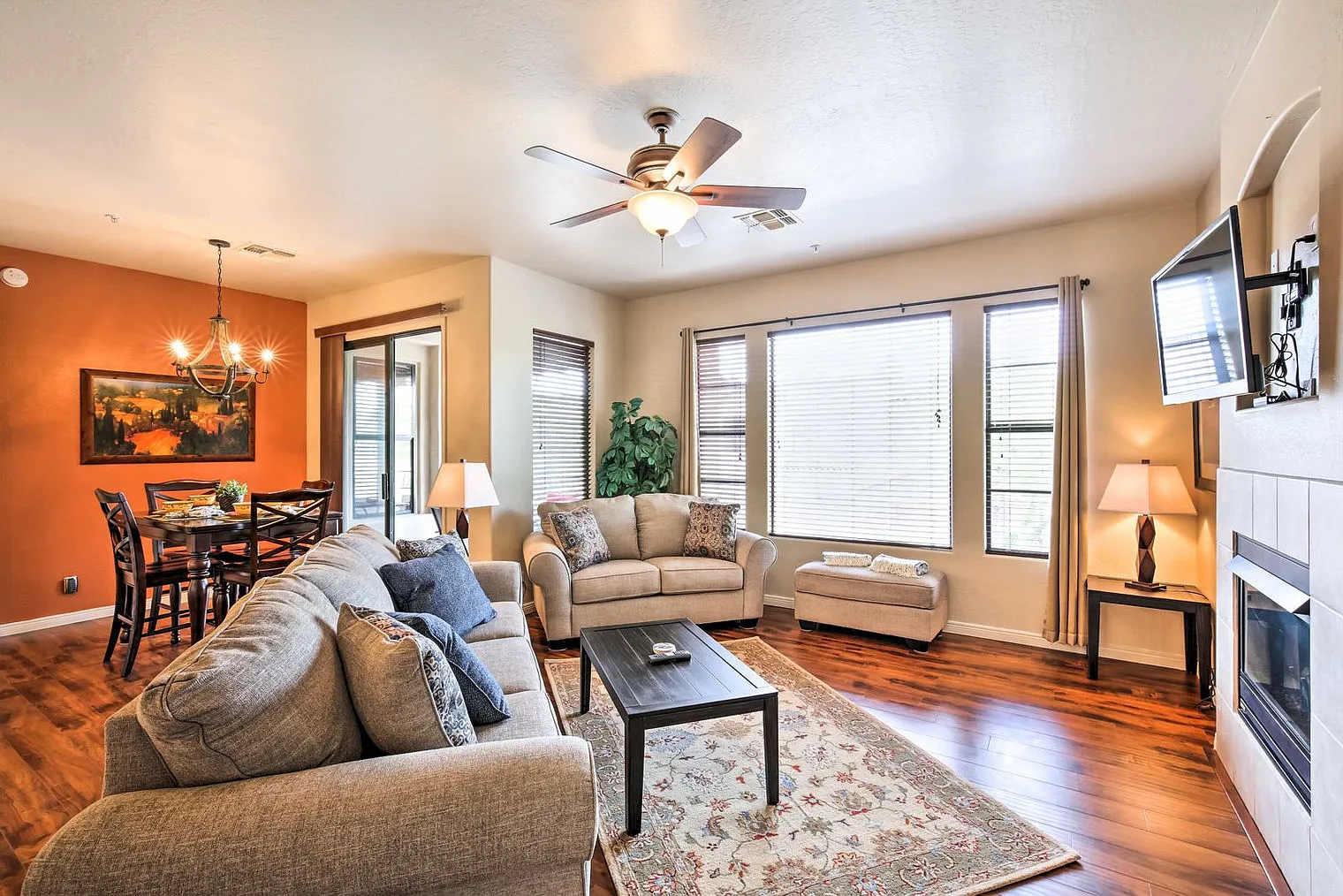 2 bed, 2.0 bath, 1313 sqft, $3,615 — Photo 2
