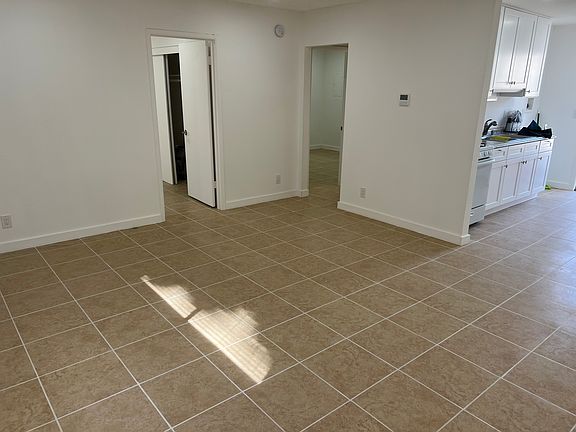 5th image of 66480 Mission Lakes Blvd #A