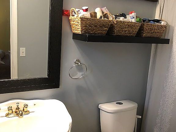 5th image of 5428 Village Garden Dr
