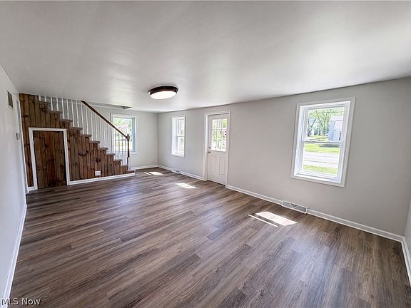 3rd image of 10338 Electric Blvd