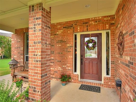 4th image of 19001 Marble Glen Ln