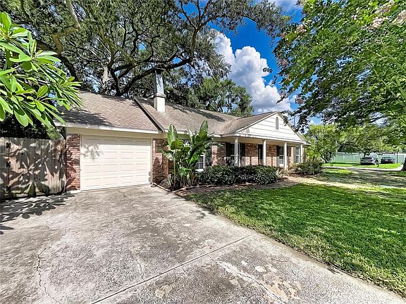 4th image of 3604 Marco Dr