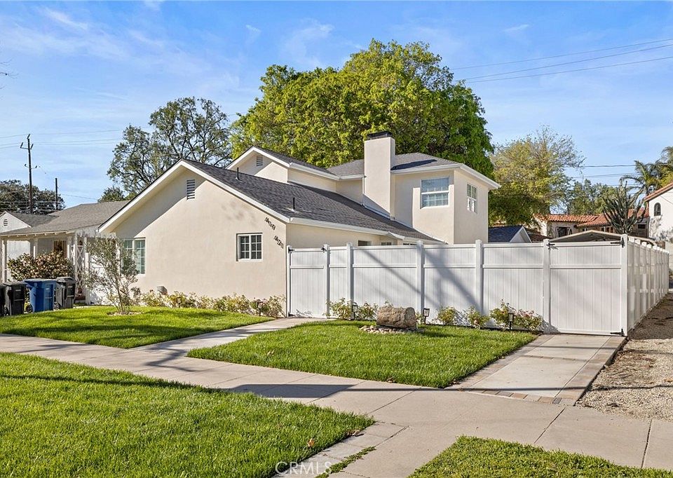 1st image of 419 W Riverside Dr