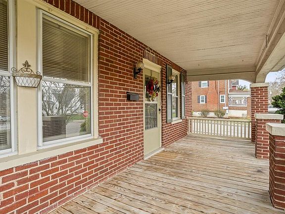 4th image of 2624 Guilford Ave SW