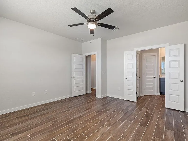 368 Banff Dr — Photo 17