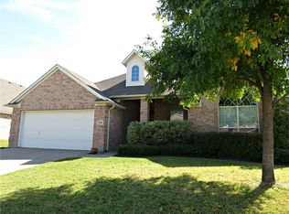3006 Cross Timbers Dr, Irving, TX 75060