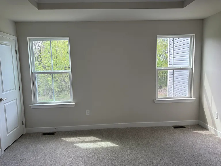 11 Foxwood Dr — Photo 32