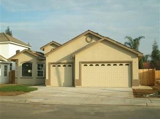 1913 E Warwick Ave, Fresno, CA 93720